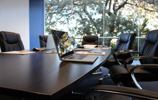 ¿Buscas empresas de promotoras para crecer como profesional?