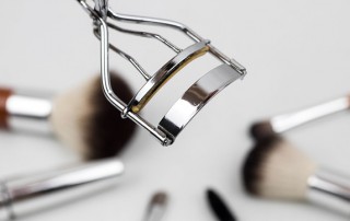 Oferta de Empleo: maquilladores con disponibilidad de viajar