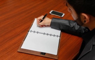 Azafatos y azafatas en Santander: campaña de larga duración