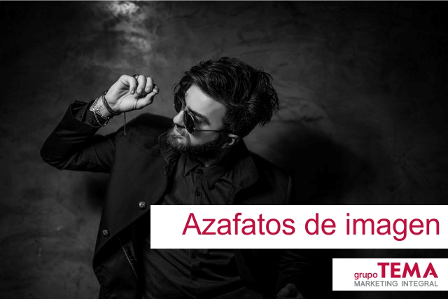 Azafatos y azafatas comerciales en Barcelona: proyecto estable