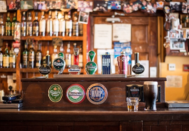 Comercial bebidas espirituosas en Madrid